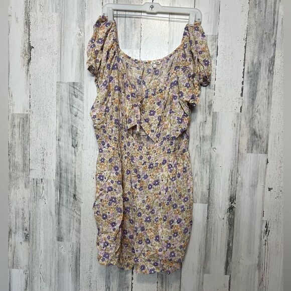 Floral romper - Picture 1 of 6